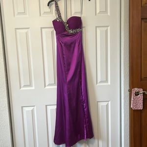 One shoulder dress size 2
